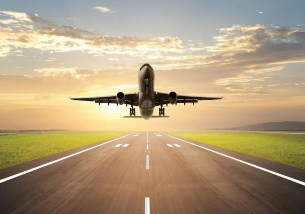 घरेलू उड़ानें बहाल, लखनऊ से अहमदाबाद के लिए उड़ी पहली फ्लाइट