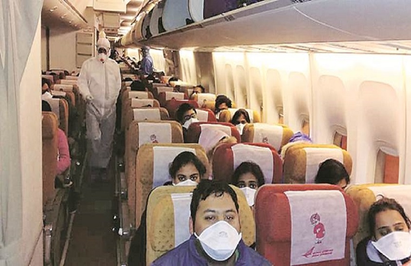 61 दिन बाद घरेलू उड़ानें शुरू, मुंबई से सिर्फ 50 उड़ानों की अनुमति