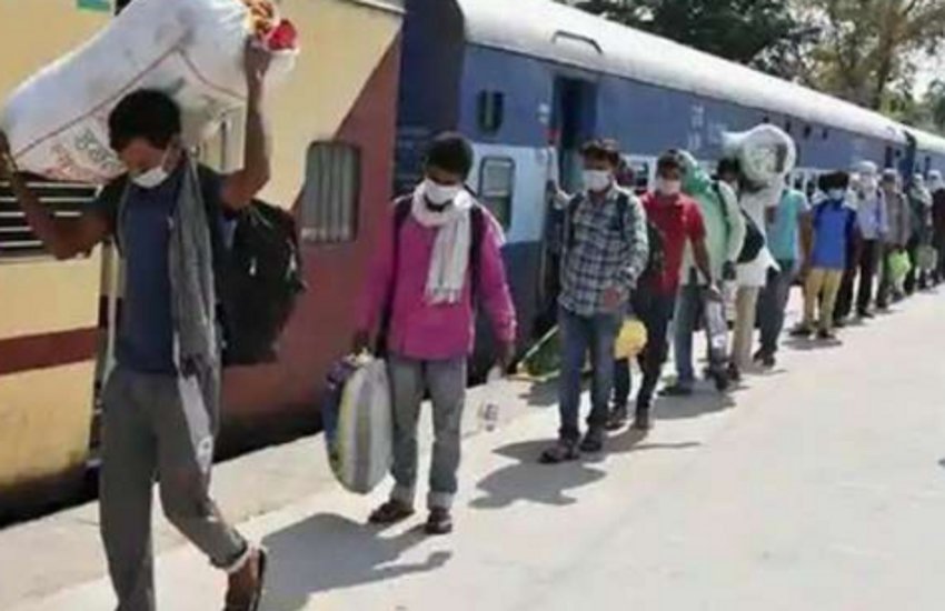 मुख्यमंत्री की पहल पर अन्य राज्यों में फंसे प्रवासी श्रमिकों को वापस लाने 53 ट्रेनों की सहमति
