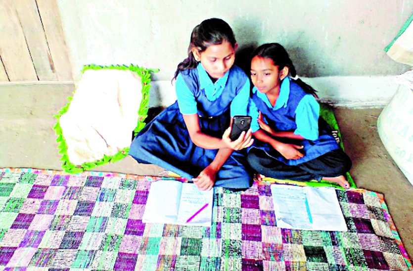 There is a lot of enthusiasm among children about online education, and they are interested in being spontaneous