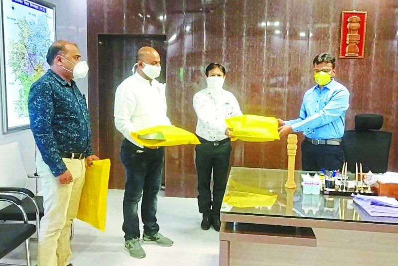 प्रशासन ने 400 दल बनाए हैं जो पूरे जिले में स्क्रीनिंग करेंगे