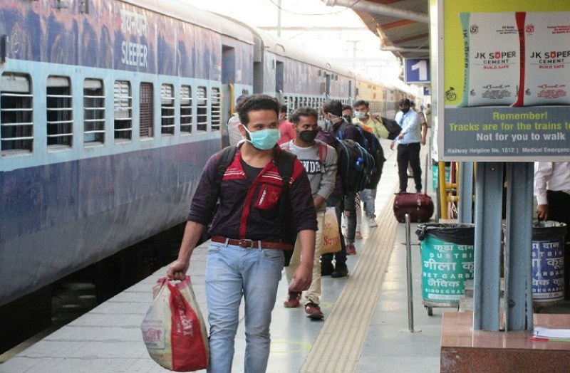 रंग लाई योगी सरकार की मुहीम, कामगारों को अपने ही जिले में मिलेगा रोजगार, आईआईए बनाएगा डाटा बैंक