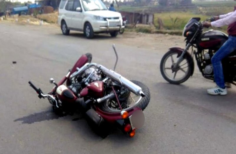 घर से निकला था ड्यूटी जाने नेशनल हाइवे पर तेज रफ्तार ट्रक ने मारी ठोकर, युवक की मौके पर मौत