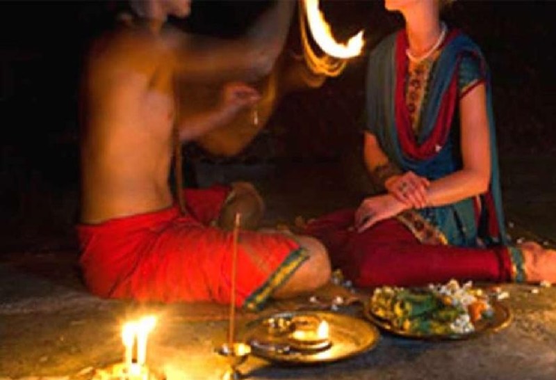 कोरोना महामारी के बीच ताजनगरी में सामने आया अंधविश्वास का ऐसा मामला, जिसे जानकर कांप उठेगी आपकी रूह 