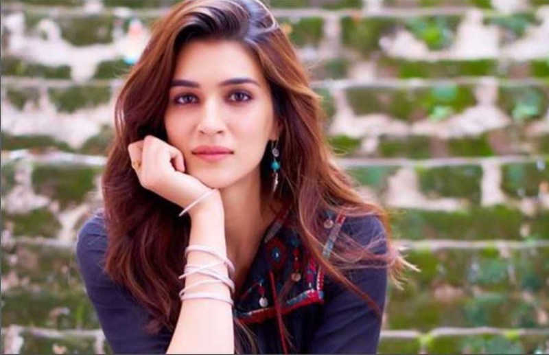 कृति सेनन