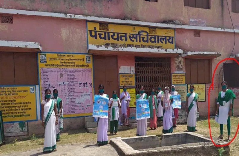 इस युवती इन गांवों में खड़ी कर दी गुलाबी गैंग जैसी एक गैंग