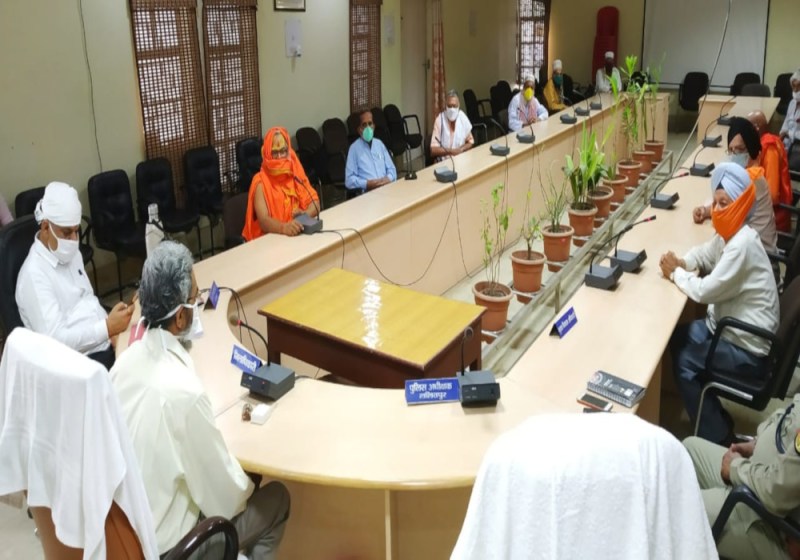 8 जून से इन शर्तों के साथ खुलेंगे मंदिर-मस्जिद और गुरुद्वारे, गाइडलाइन जारी, सभी को माननी होंगी ये 6 बातें