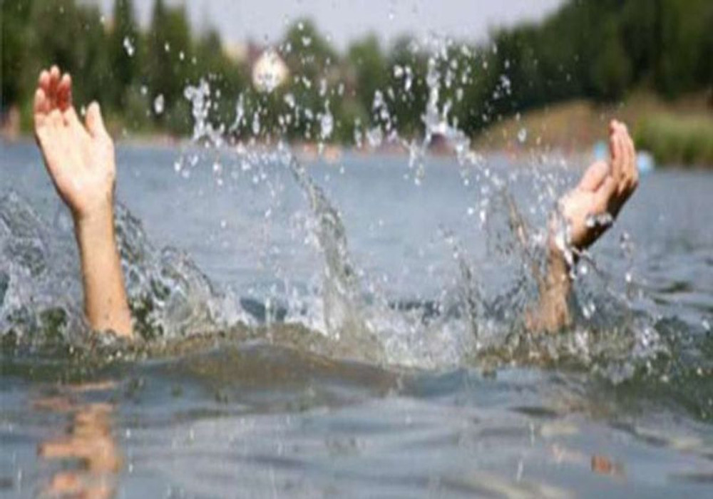 लॉकडाउन के बीच बकरियां चराने गए चार बच्चों की गड्ढे के पानी में डूबने से मौत