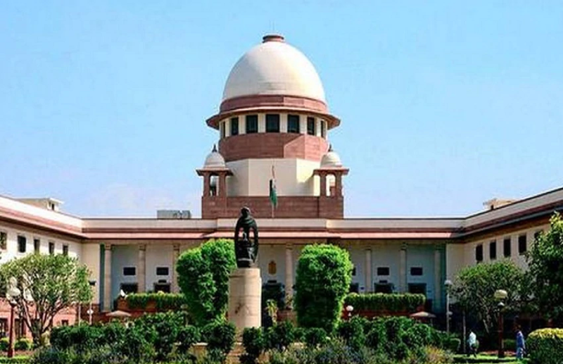 Supreme Court asks Centre Govt for maximum limit of COVID-19 patient treatment