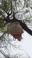 गंगा की गोद में अपनों के अस्थि विसर्जन की हसरत!