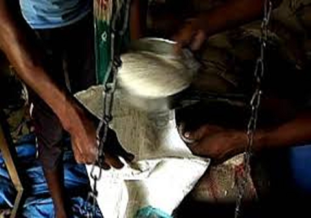 Collector gave instructions to monitor ration and kerosene distribution