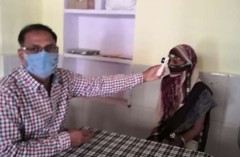 फीवर क्लीनिक से कोरोना संदिग्ध को पहचानने में मिल रही मदद, अब तक 13 हजार लोगों का हुआ इलाज