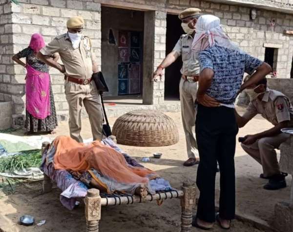 आपसी विवाद को लेकर पति ने की पत्नी की हत्या