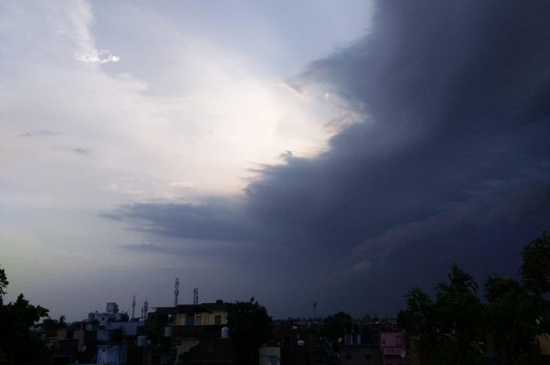 अहमदाबाद समेत राज्य के विविध भागों में धूलभरी आंधी की आशंका