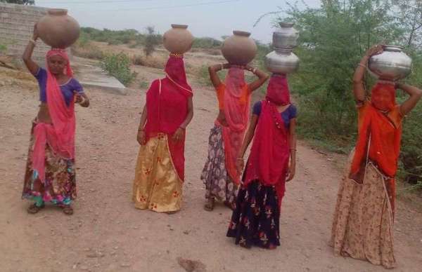  गर्मी का मौसम शुरू होते ही पानी को लेकर हुई मारामारी