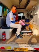 एम्बुलेंस में गूंजी किलकारी,बच्चे को दिया जन्म