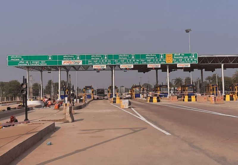 लॉकडाउन में टीटोली टोल प्लाजा से आधे भी नहीं गुजरे वाहन