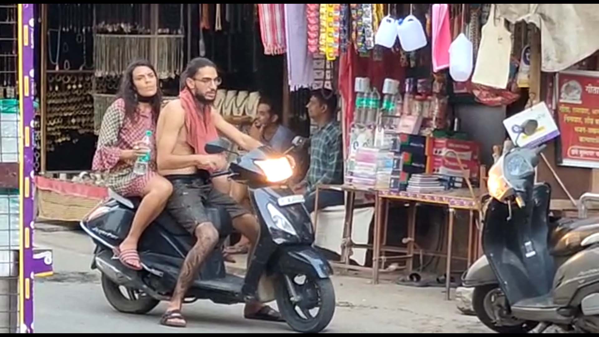 सख्ती घटने से टूटी लॉकडाउन की बंदिशें