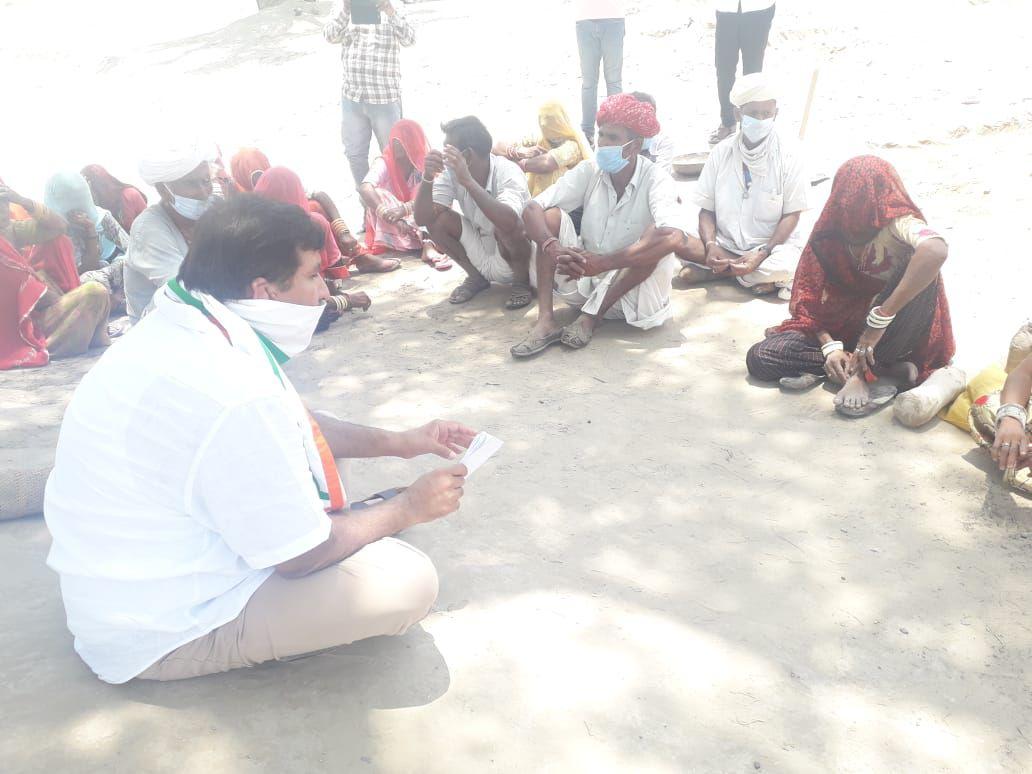 Revenue Minister took public hearing under Khejdi, 100-year-old woman