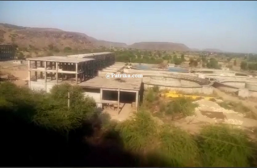 डेढ़ दशक से जिले को चम्बल के पानी का इंतजार, ढाई साल से बंद है परियोजना का कार्य
