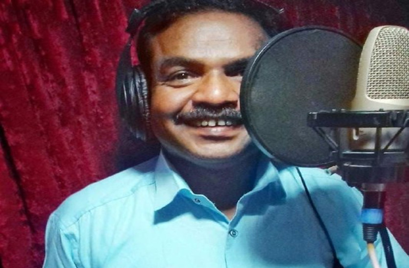 गाड़ी वाला आया, घर से कचरा निकाल के गीतकार व गायक बोले- जनता का प्यार ही मेरा अवॉर्ड