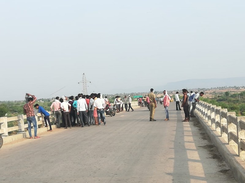 शादी के बाद ससुराल जा रही दुल्हन ने चंबल नदी में लगाई छलांग,सोता रह गया दूल्हा