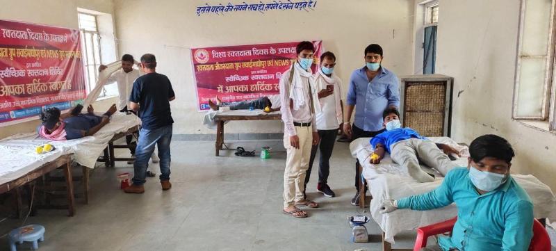 सौ यूनिट से अधिक रक्तदान, रक्तदान शिविर का आयोजन