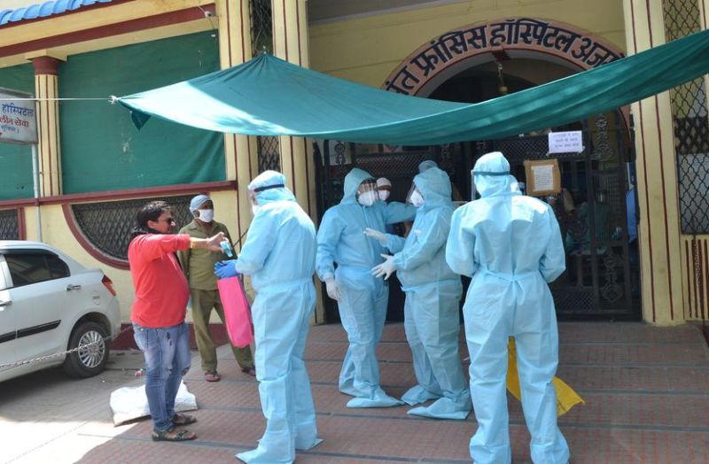 संक्रमण में मरीजों को झोंकने से नहीं चूका निजी अस्पताल प्रबंधन