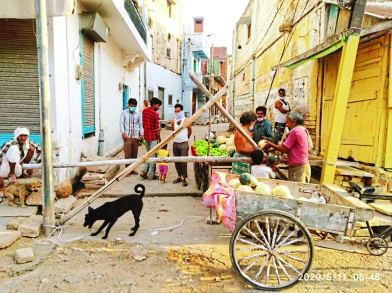 जांच के बाद प्रवेश, सेनेटाइजेशन अनिवार्य