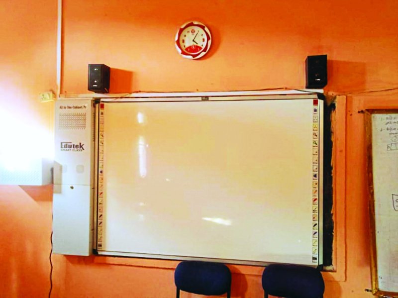 मौ के शासकीय स्कूल में चोरों ने उड़ाया माल