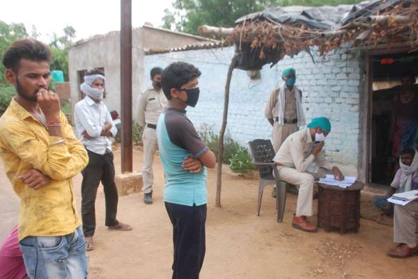 पिता और भाई ने पीट-पीटकर मारा