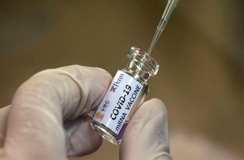 'कोविड मरीजों के ठीक होने से मिले वैक्सीन के सफल होने के संकेत'