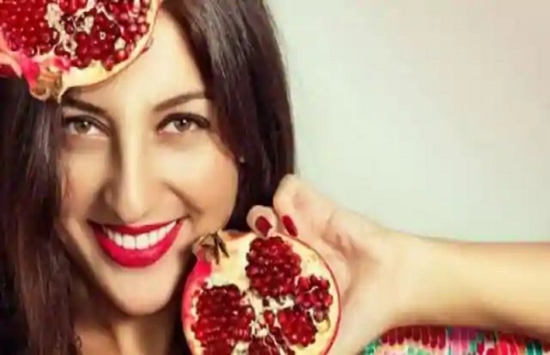 चेहरे की झुर्रियों को कम कर त्वचा में कसाव लाता है अनार का टोनर, जानें घर पर बनाने का क्या है आसान तरीका