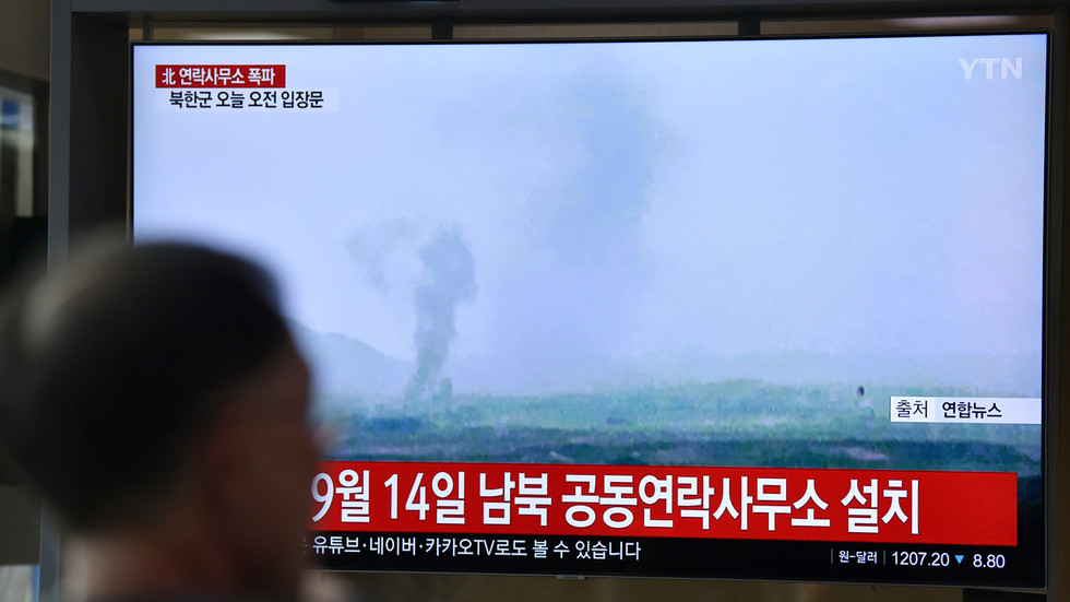 North Korea Destroy Inter-Korea Liaison Office