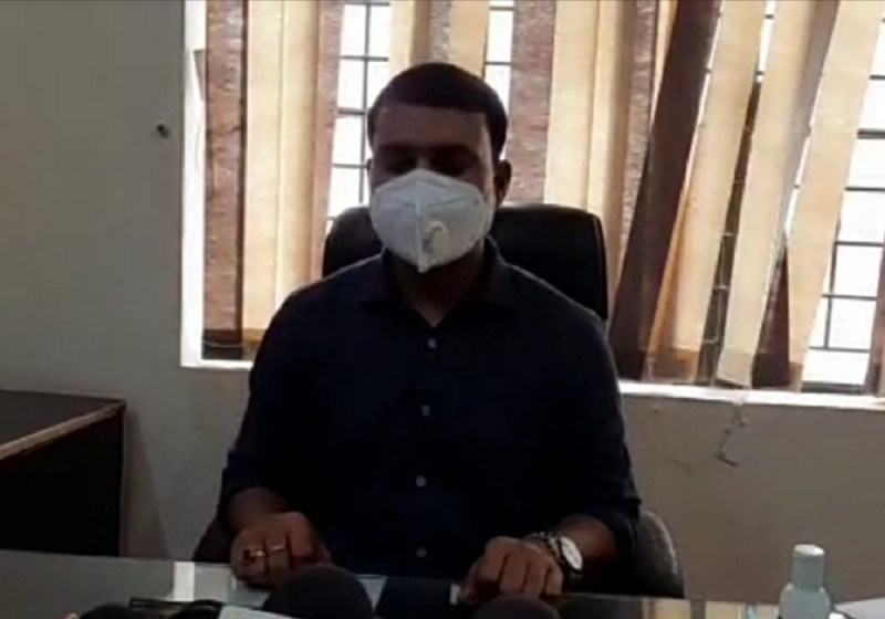 अनामिका शुक्ला फर्जीवाड़ा मामले में अलीगढ़ पुलिस पहुंची गांव, जांच में कई रहस्य खुलकर आए सामने