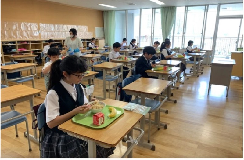 पांचों इंद्रियां सक्रिय होती तो ही भोजन अमृत बनता