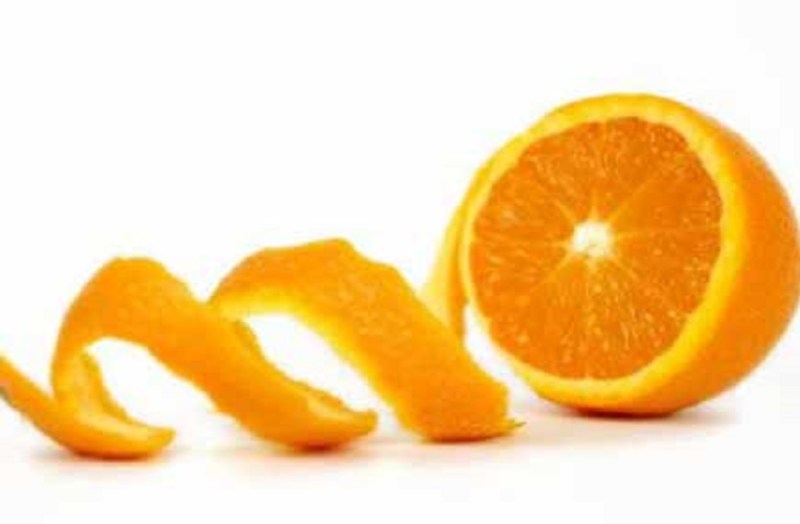 मसूडा़ें में सूजन है तो खट्टे फल ज्यादा खाएं, कैल्शियम की कमी से भी शरीर में दर्द