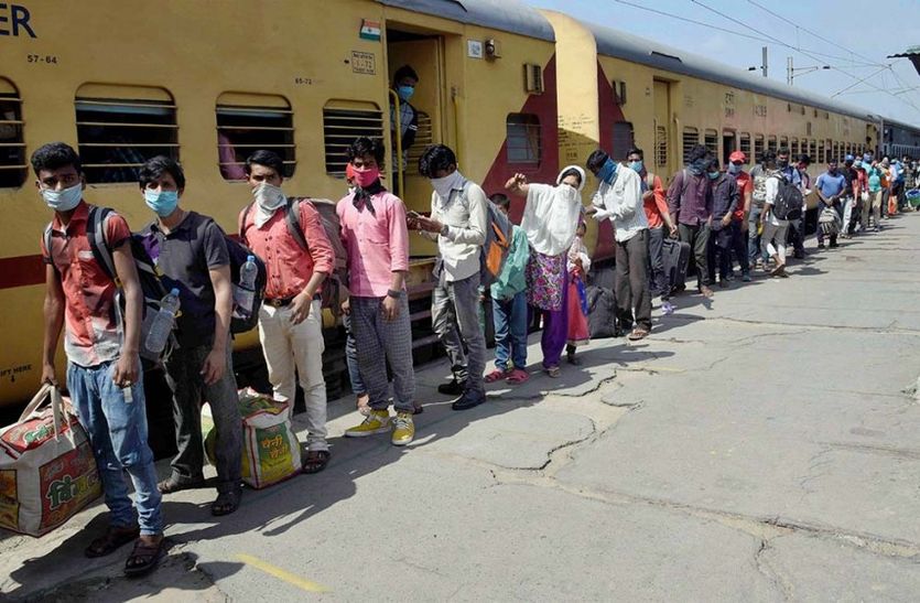 दिल्ली-मुंबई अब नहीं पसंद, ट्रेनों को नहीं मिले रहे यात्री