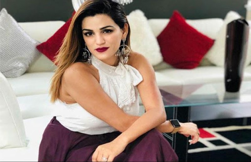  श्वेता सिंह कीर्ति 