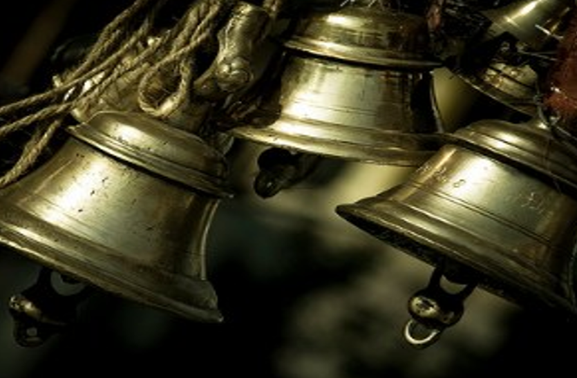 भक्ति का दिखावा करने को मंदिर में की परिक्रमा, फिर बड़ा कांड कर हो गया फरार