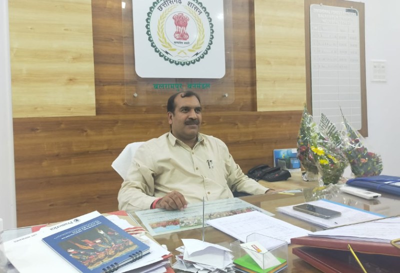 हथिनी की मौत के बाद आए नए डीएफओ ने रेंजरों से कहा- काम में कोई भी लापरवाही नहीं करूंगा बर्दाश्त