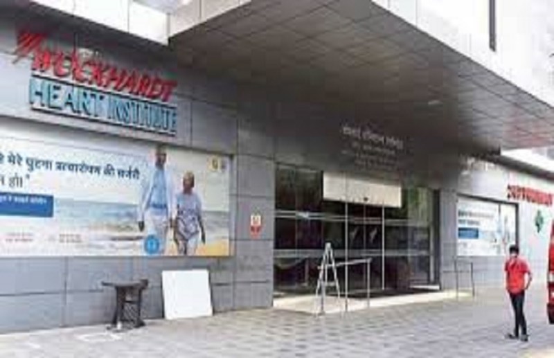 निजी अस्पताल कोरोना के मरीजों से ले रहे हैं मनमानी फ़ीस