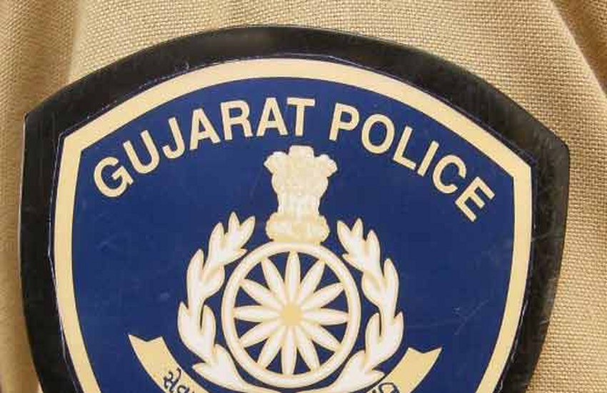 Gujarat : गुजरात में दो सप्ताह में पकड़ी 2.95 करोड़ की अवैध शराब