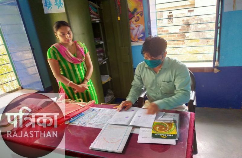 SIROHI एसीबीओ गहलोत ने देखी व्यवस्थाएं, अनुपस्थित कार्मिकों को थमाया नोटिस, दो दिन में मांगा जवाब