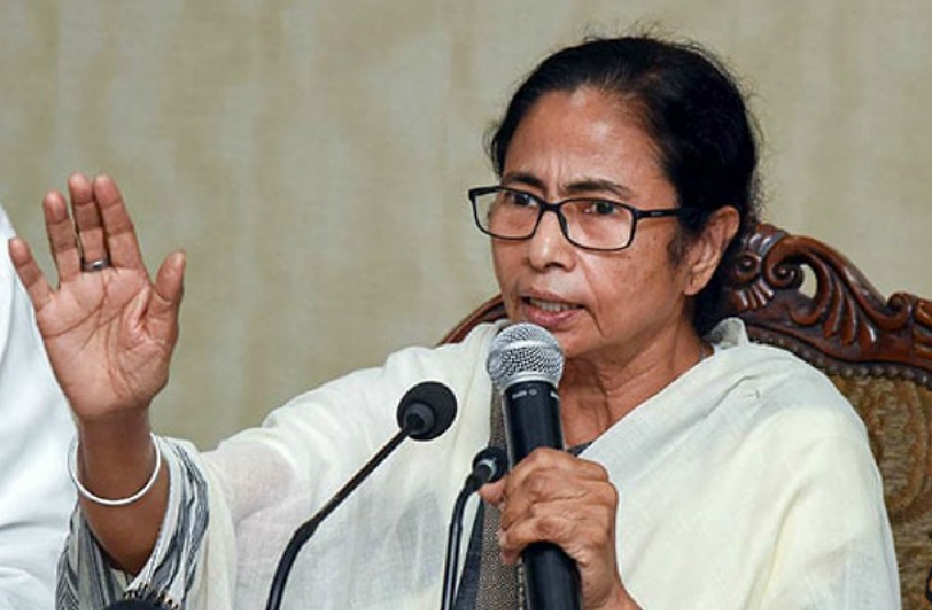 पश्चिम बंगाल की मुख्यमंत्री ममता बनर्जी ने दी रथ पूजा की शुभकामनाएं