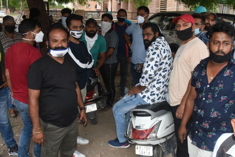 क्रिकेटर व कोच के खिलाफ दुष्प्रेरण का मामला दर्ज