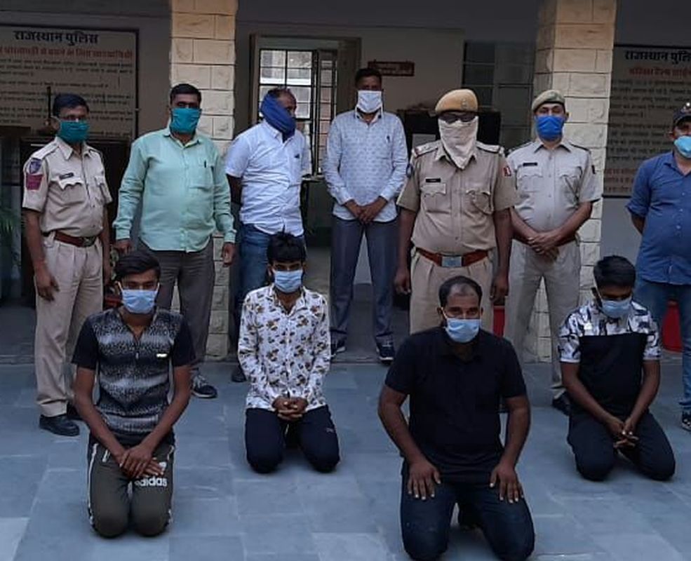 व्यवसायी को हनी ट्रैप में फंसाने वाली युवती को तलाश नहीं कर पा रही पुलिस