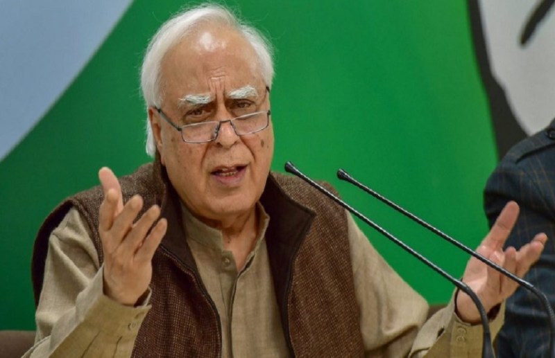 Kapil Sibal attacks PM Modi, said - China captured Y Junction in Ladakh.