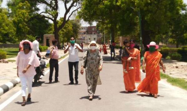 लॉकडाउन के बाद पर्यटकों के लिए फिर खुला मंडोर उद्यान, देखें तस्वीरें...