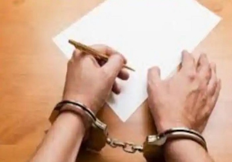 UP TOP NEWS: यूपी बोर्ड की 10वीं और 12वीं की परीक्षा में दो कैदियों ने किया टॉप